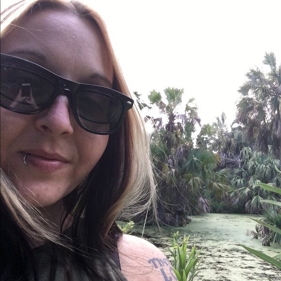 Meet The Posher Joli 🌙 - Picture 4 of 11